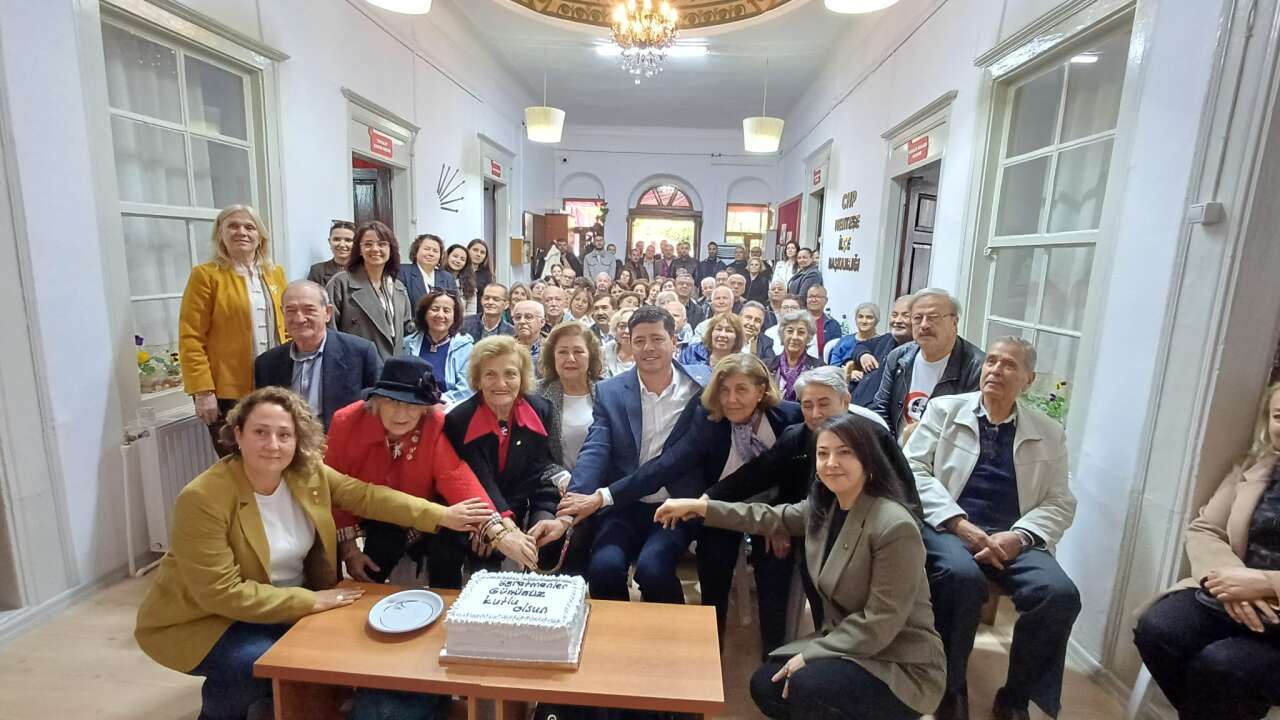 CHP Menteşe İlçe Başkanlığı’ndan 24 Kasım Öğretmenler Günü Kutlaması 1